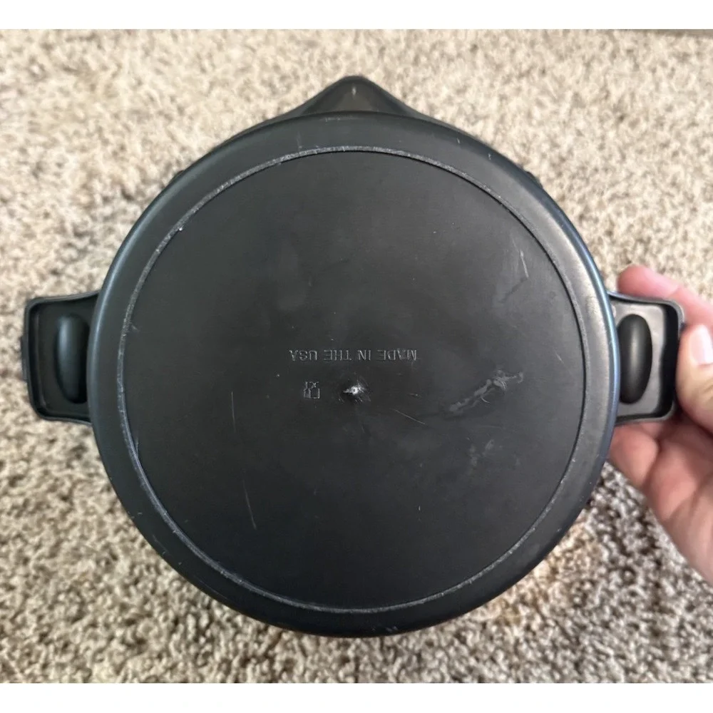 Pampered Chef Micro Cooker Microwave Steamer Large 8 Cup 2 Quart 2778 Black